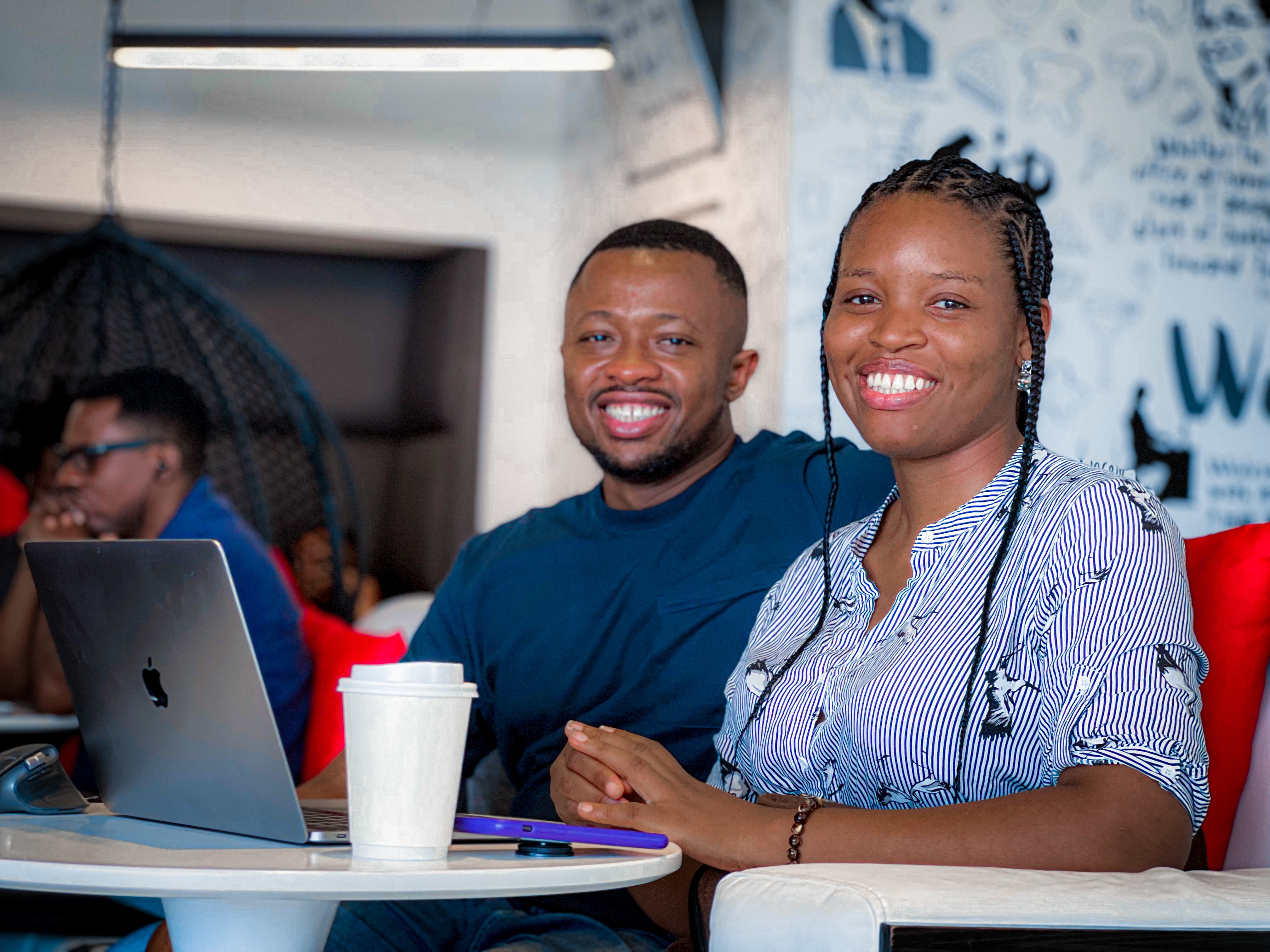 cut-in-a-moment-PpyvRnxU5hw-unsplash